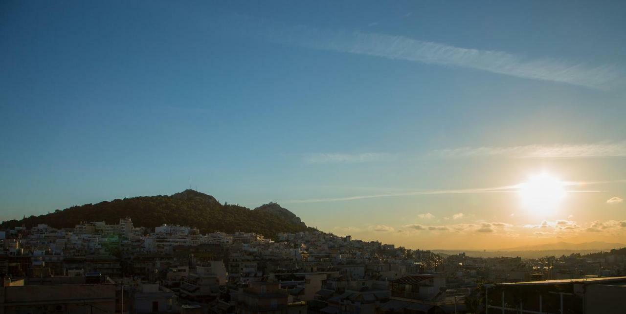 Apartment With Beautiful View Of Lycabettus Athena Bagian luar foto